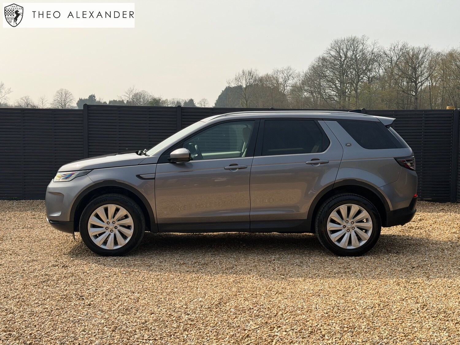 Used Land Rover Discovery Sport 2020 for sale - 77989434: Photo 2