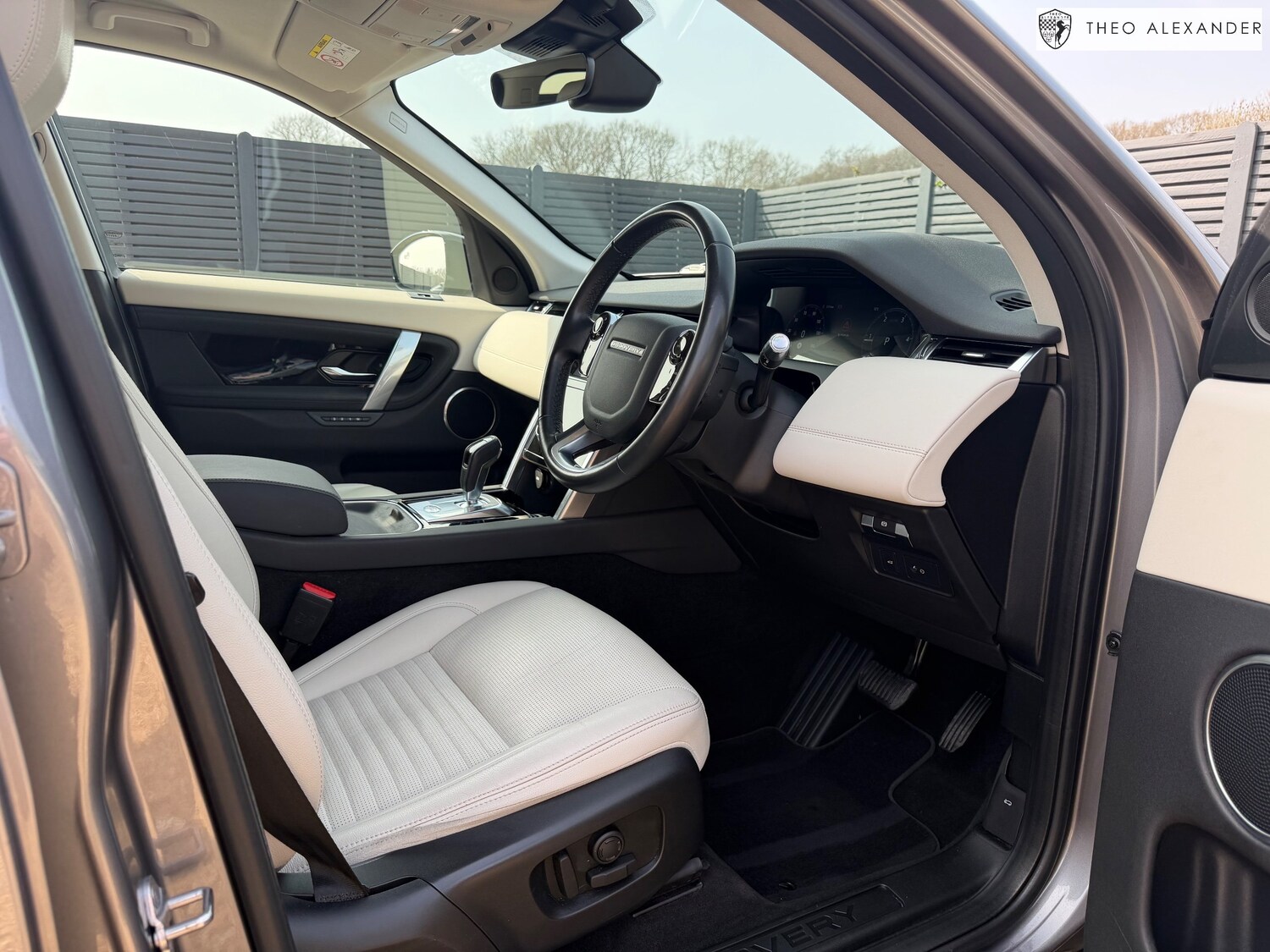 Used Land Rover Discovery Sport 2020 for sale - 77989434: Photo 8