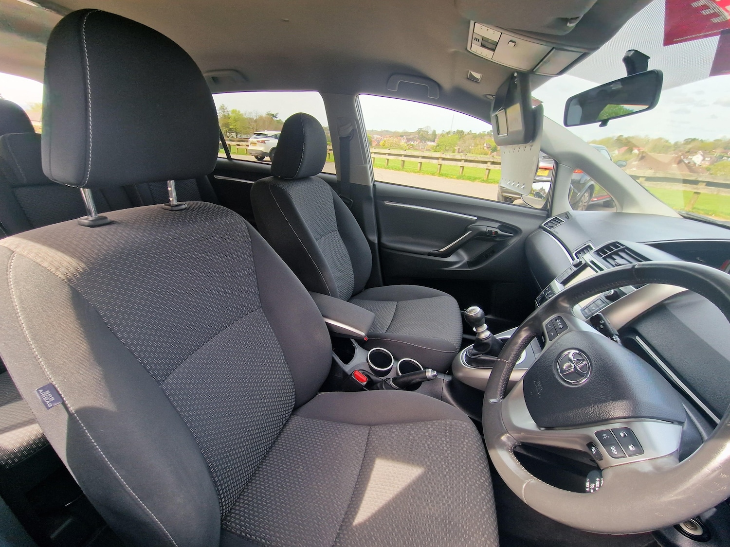 Used Toyota Verso 2014 for sale - 78201622: Photo 10