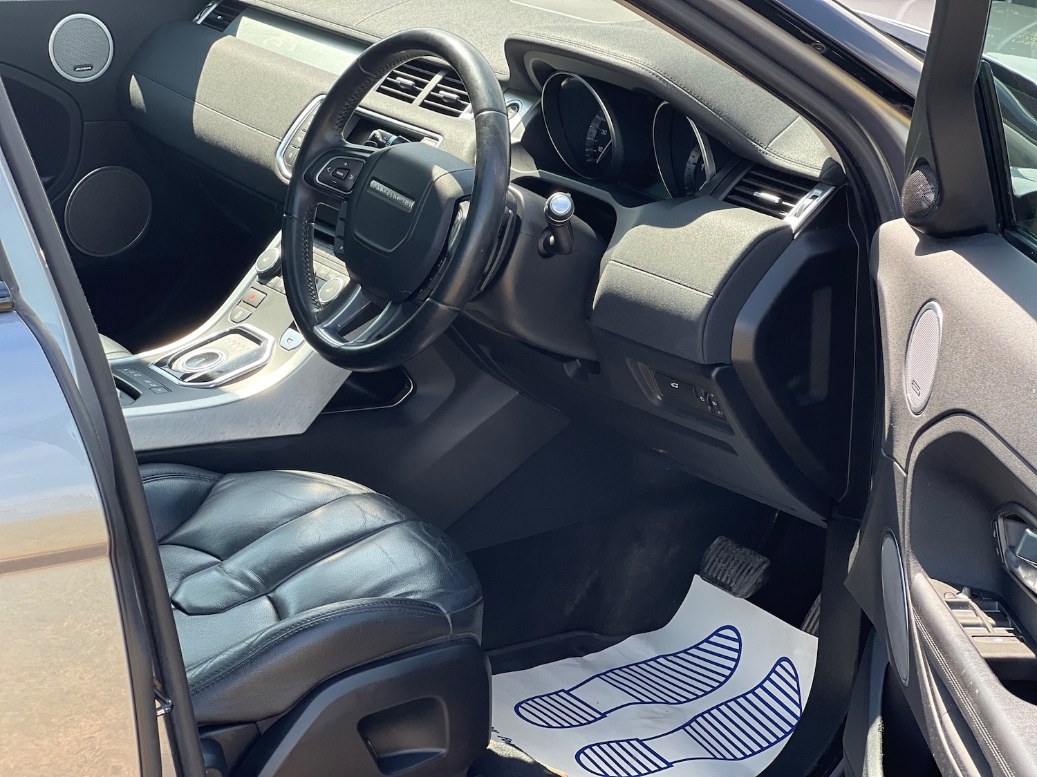 Used Land Rover Range Rover Evoque 2012 for sale - 77927696: Photo 14