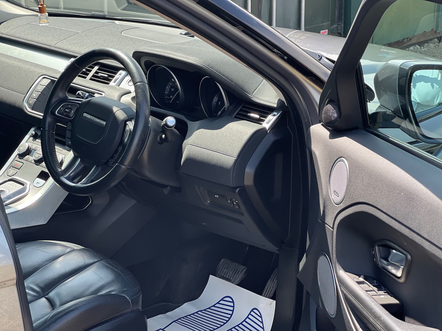 Used Land Rover Range Rover Evoque 2012 for sale - 77927696: Photo 15