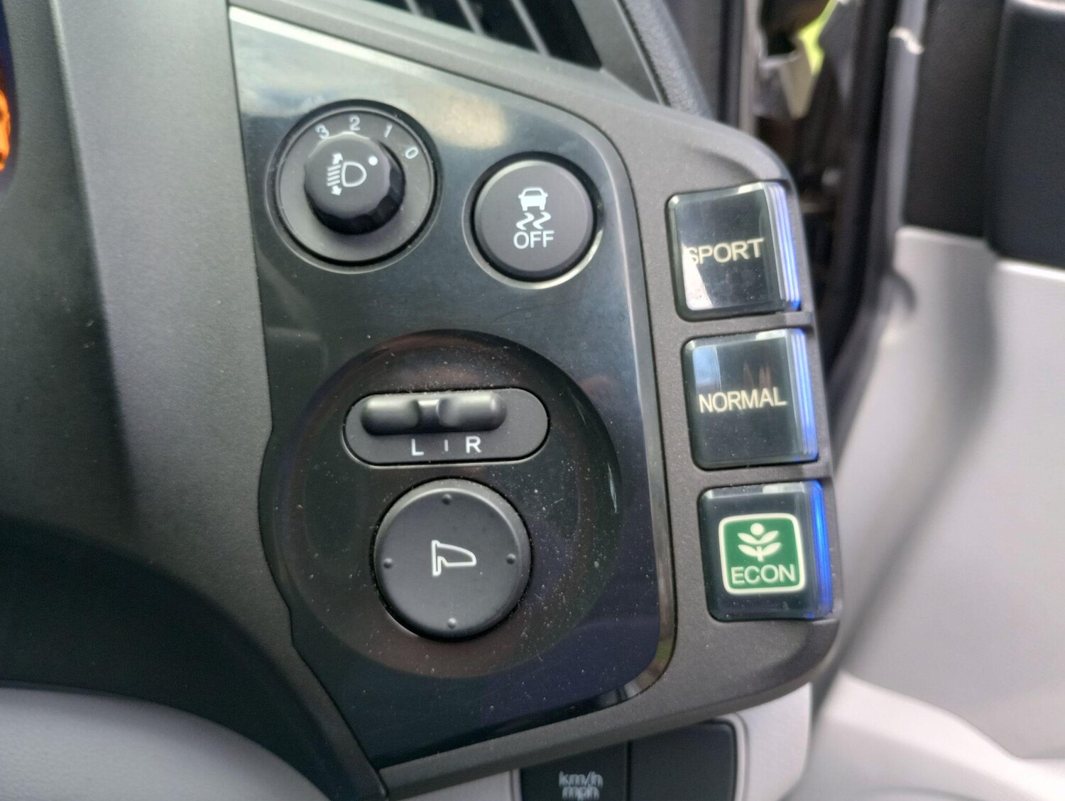 Used Honda CR-Z 2011 for sale - 77966313: Photo 12