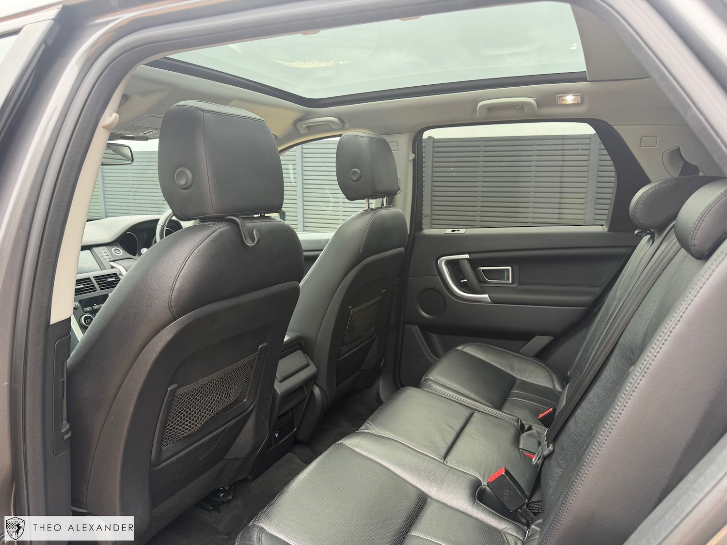 Used Land Rover Discovery Sport 2017 for sale - 77966350: Photo 14