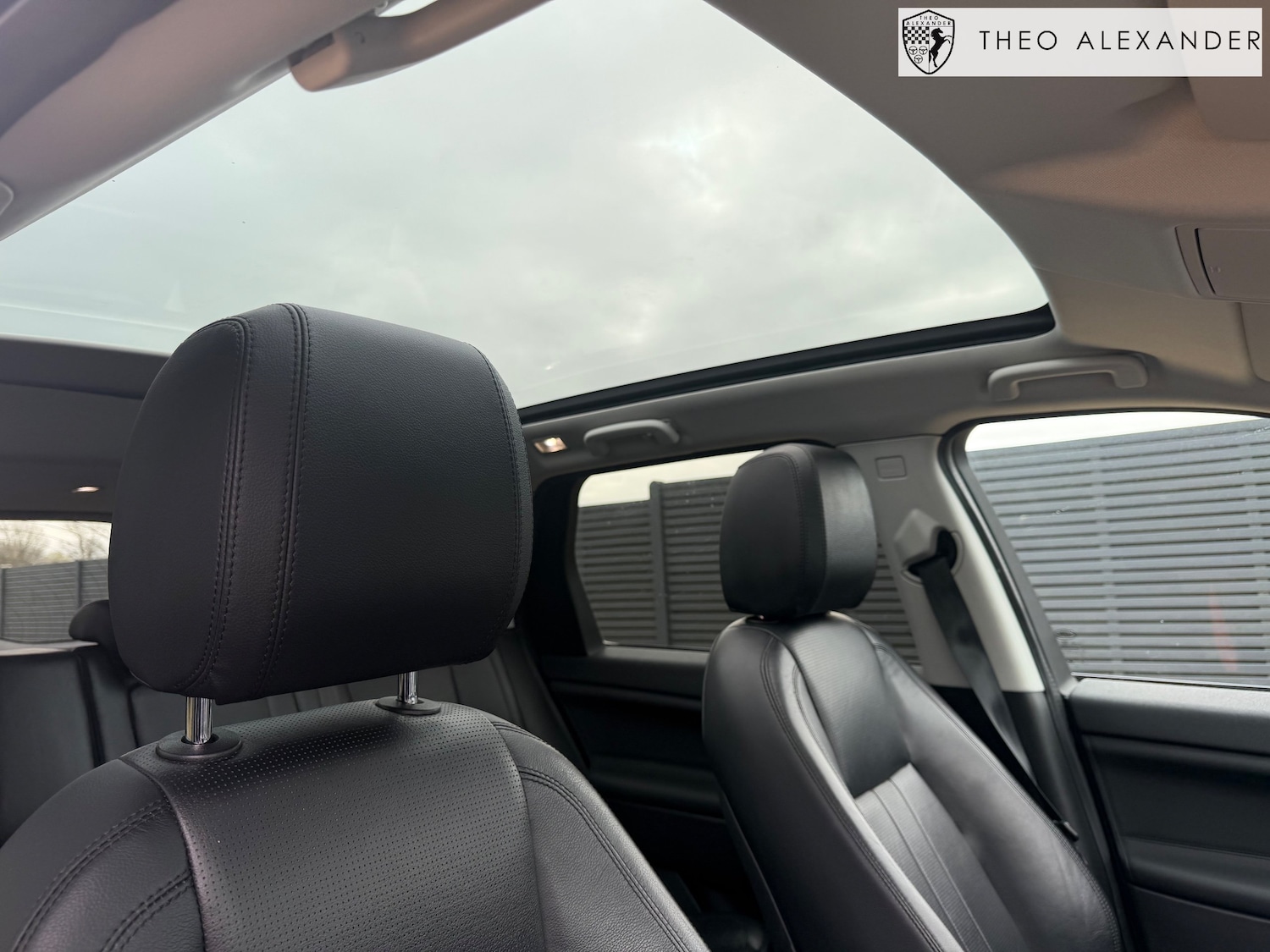 Used Land Rover Discovery Sport 2017 for sale - 77966350: Photo 19