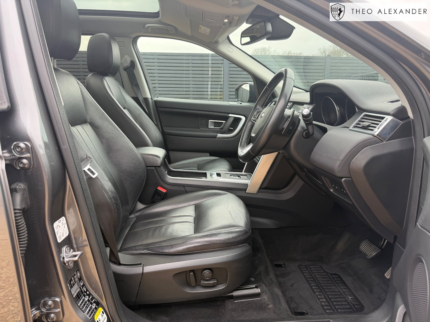 Used Land Rover Discovery Sport 2017 for sale - 77966350: Photo 8