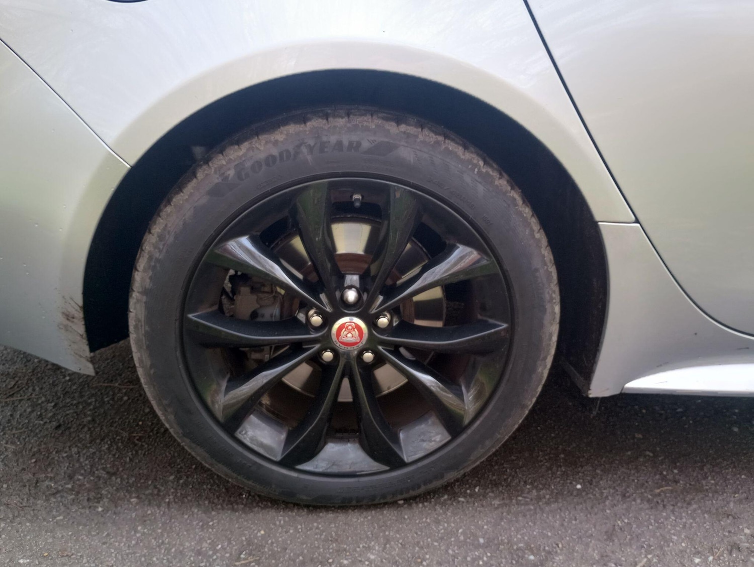 Used Jaguar XF 2017 for sale - 77966317: Photo 3