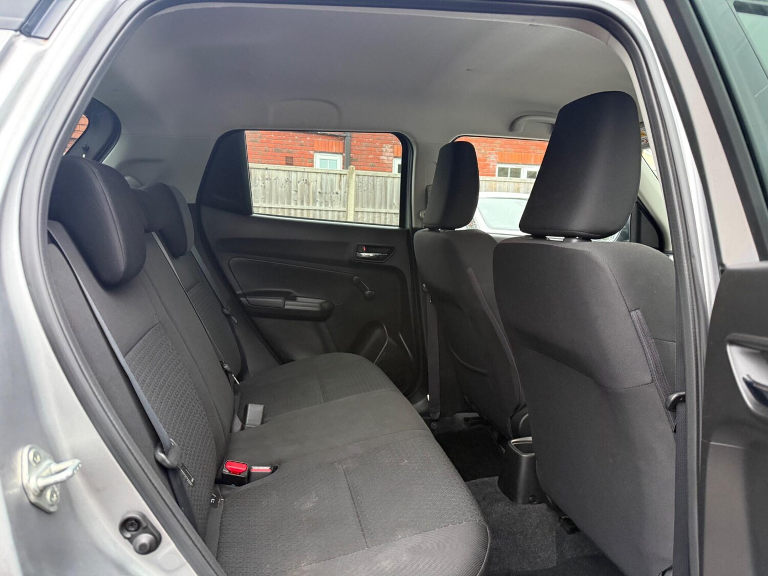 Used Suzuki Swift 2021 for sale - 77950529: Photo 12