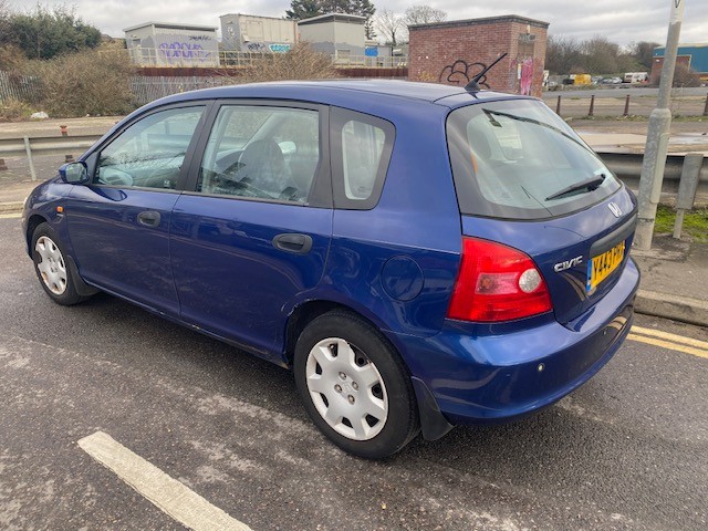 Used Honda Civic 2001 for sale - 78002184: Photo 2