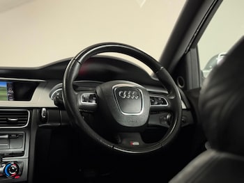 Used Audi A4 Avant 2010 for sale - 78832252: Photo