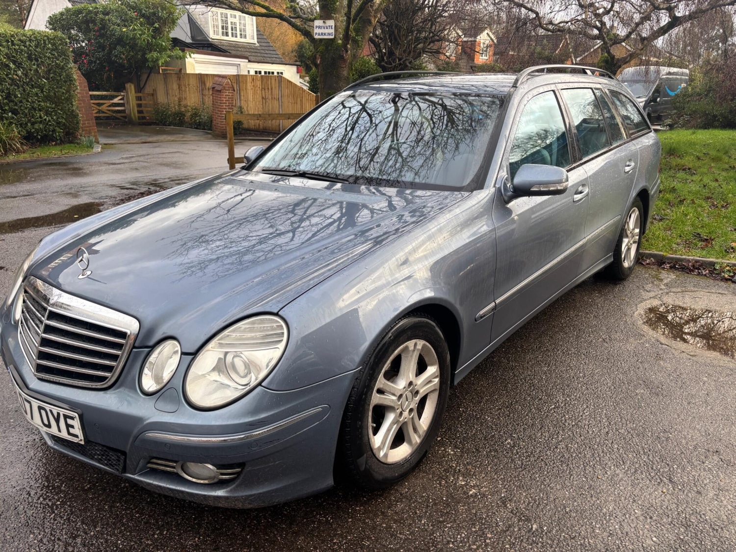 Used Mercedes-Benz E Class for sale - 77997721: Photo 2