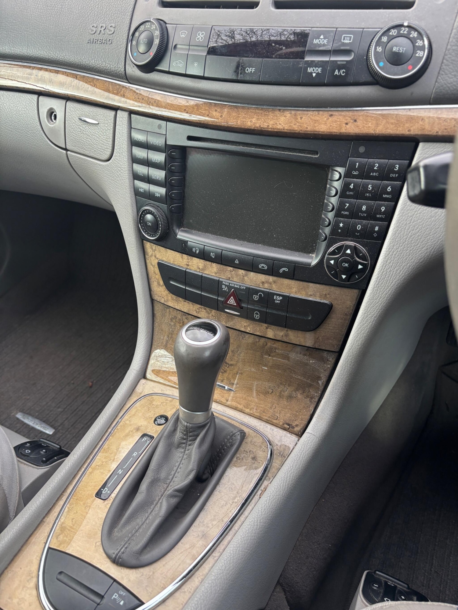 Used Mercedes-Benz E Class for sale - 77997721: Photo 3