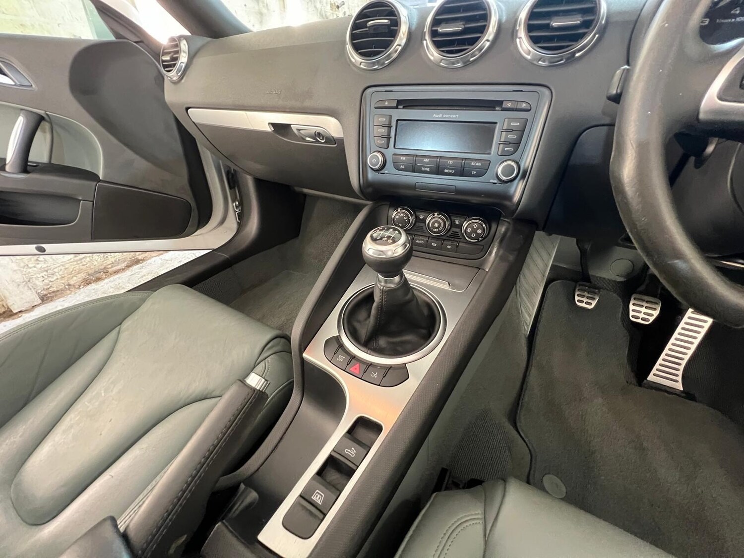 Used Audi TT 2009 for sale - 77764069: Photo 17