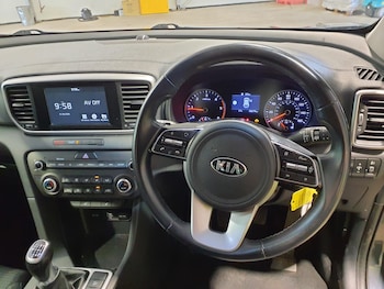 Used Kia Sportage 2018 for sale - 78967291: Photo
