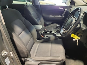Used Kia Sportage 2018 for sale - 78967291: Photo