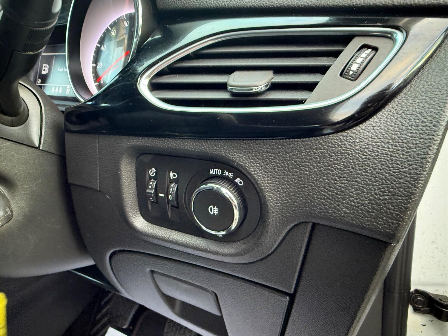 Used Vauxhall Astra 2019 for sale - 77950523: Photo 25