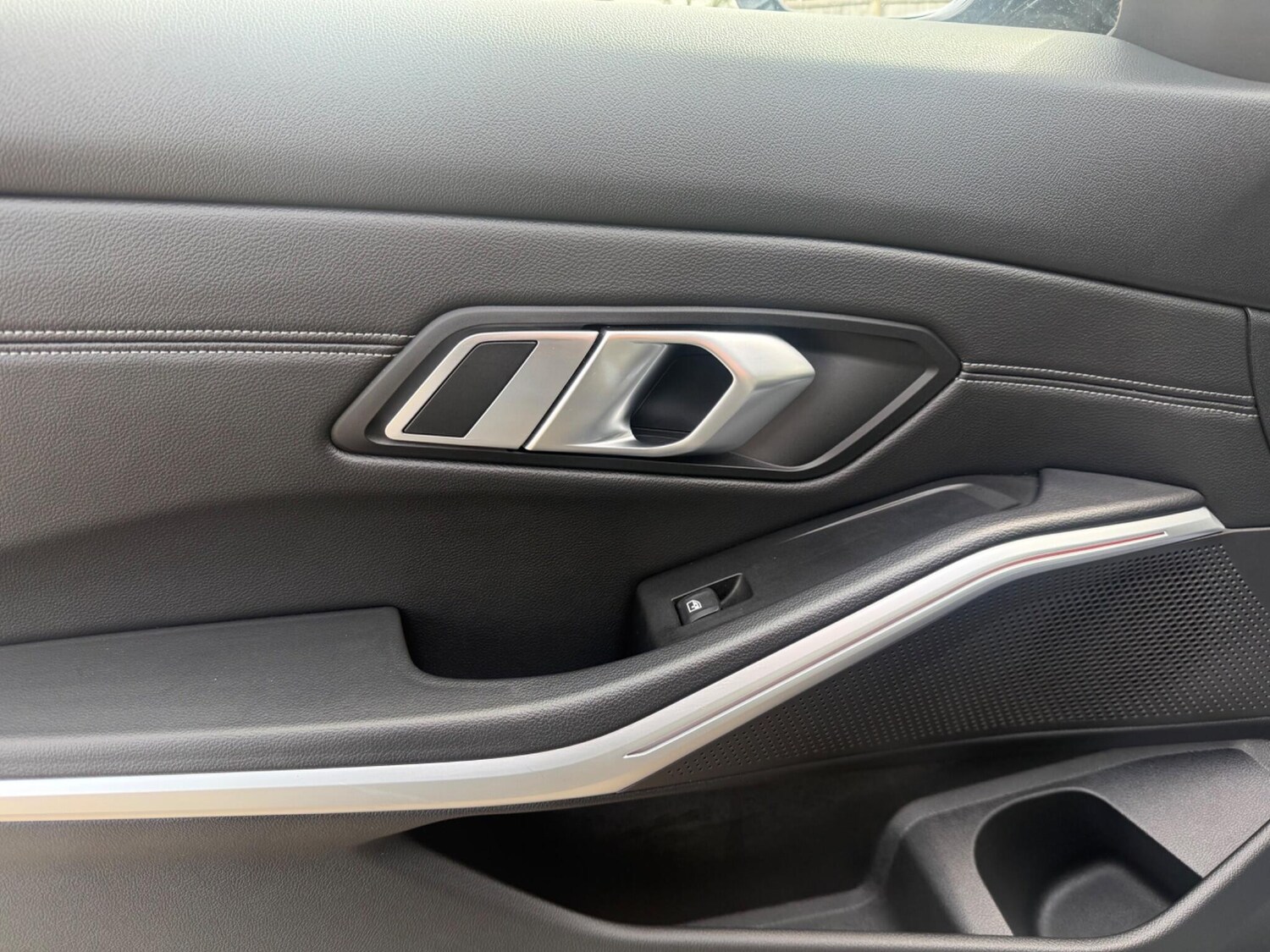 Used BMW 3 Series 2019 for sale - 77950533: Photo 23