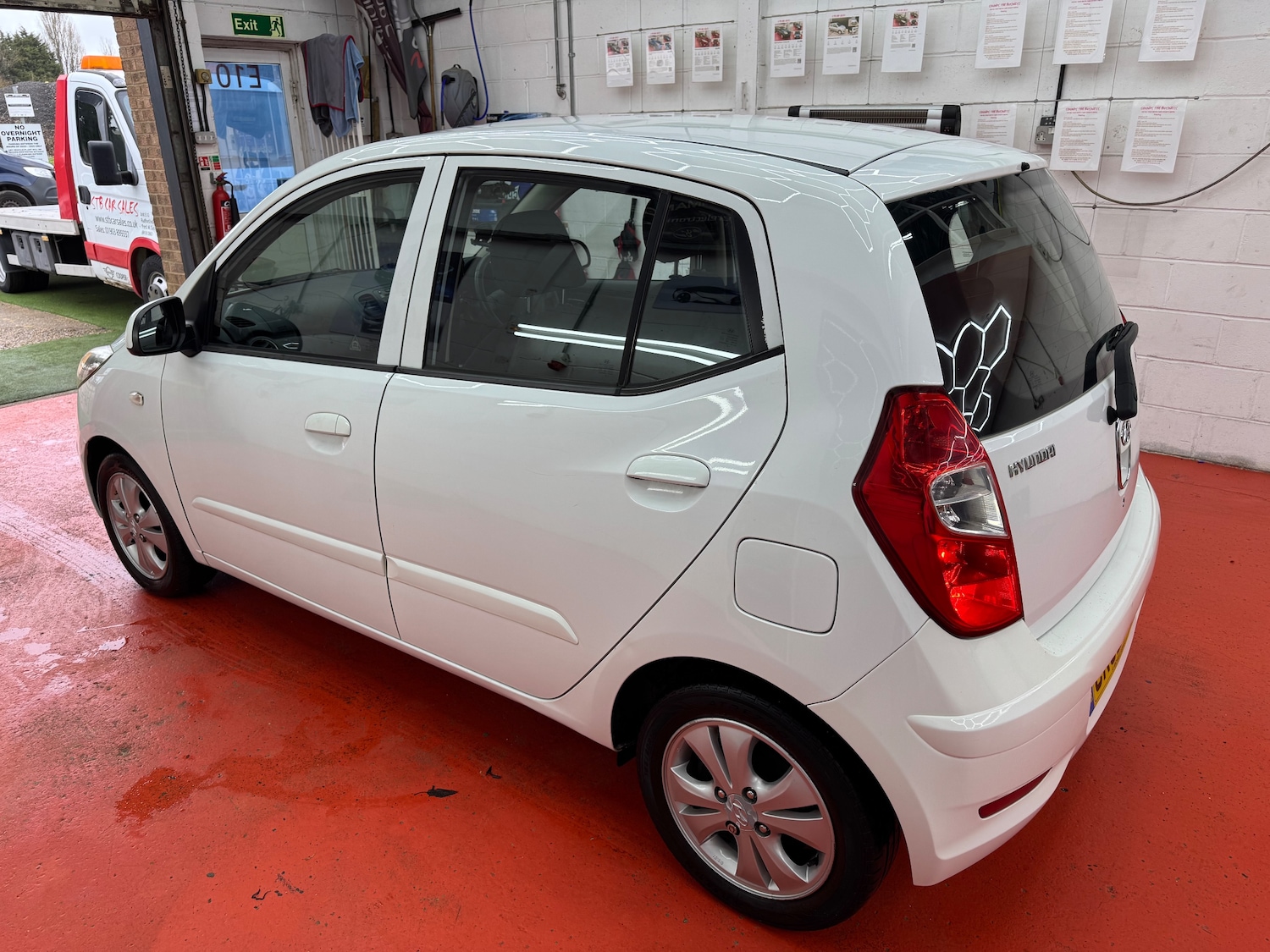 Used Hyundai i10 2012 for sale - 77942409: Photo 4