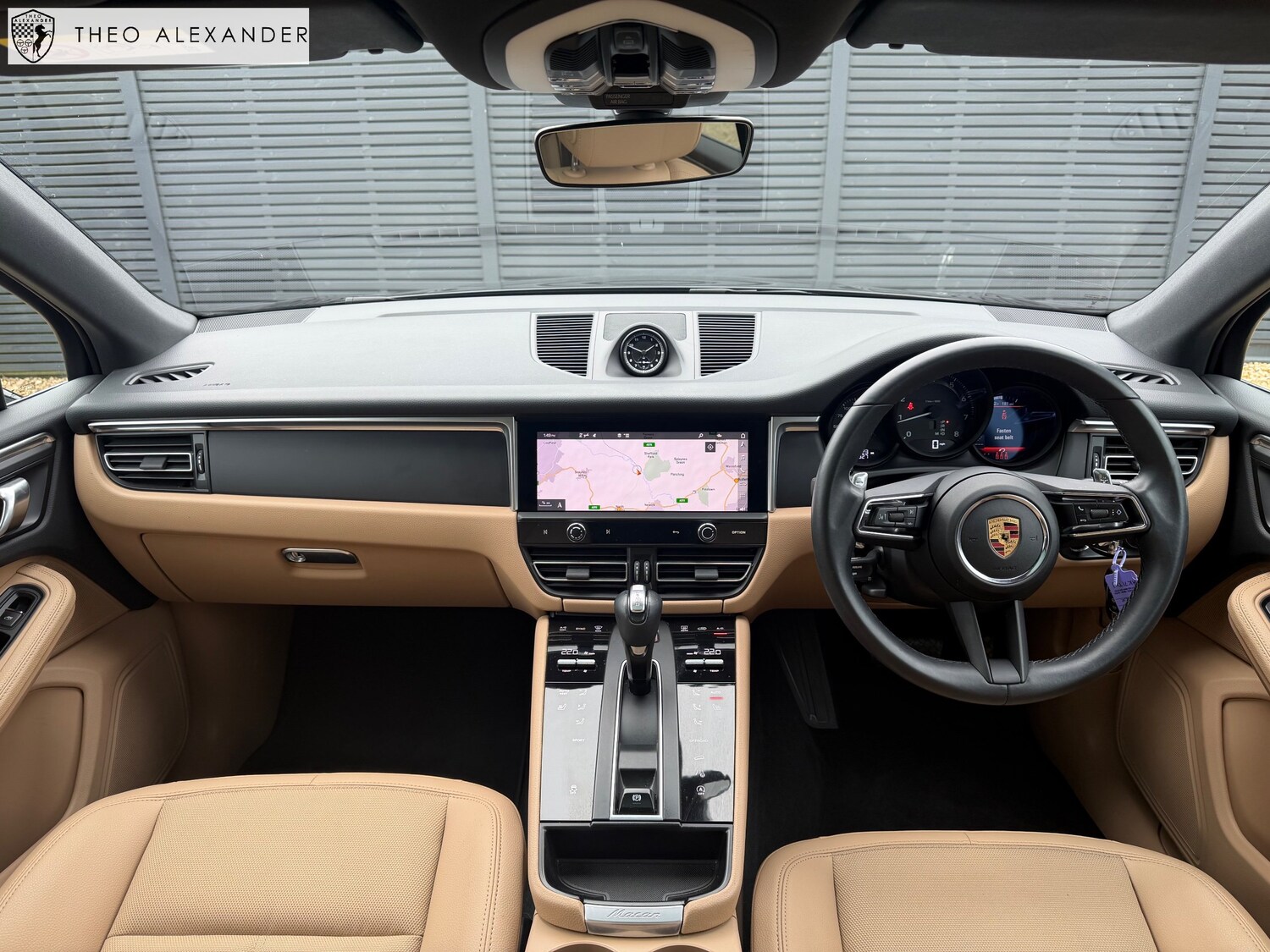 Used Porsche Macan 2021 for sale - 77966361: Photo 14