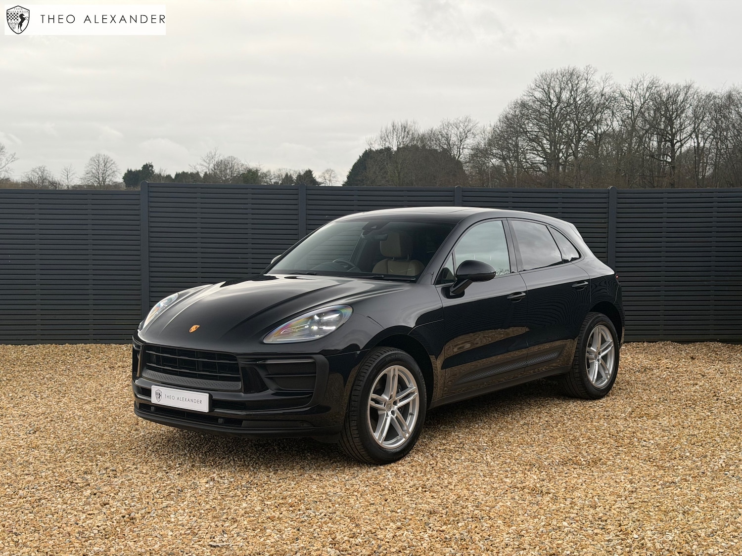 Used Porsche Macan 2021 for sale - 77966361: Photo 3
