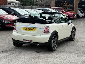 Used MINI Convertible 2011 for sale - 78337130: Photo