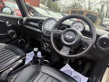 Used MINI Convertible 2011 for sale - 78337130: Photo
