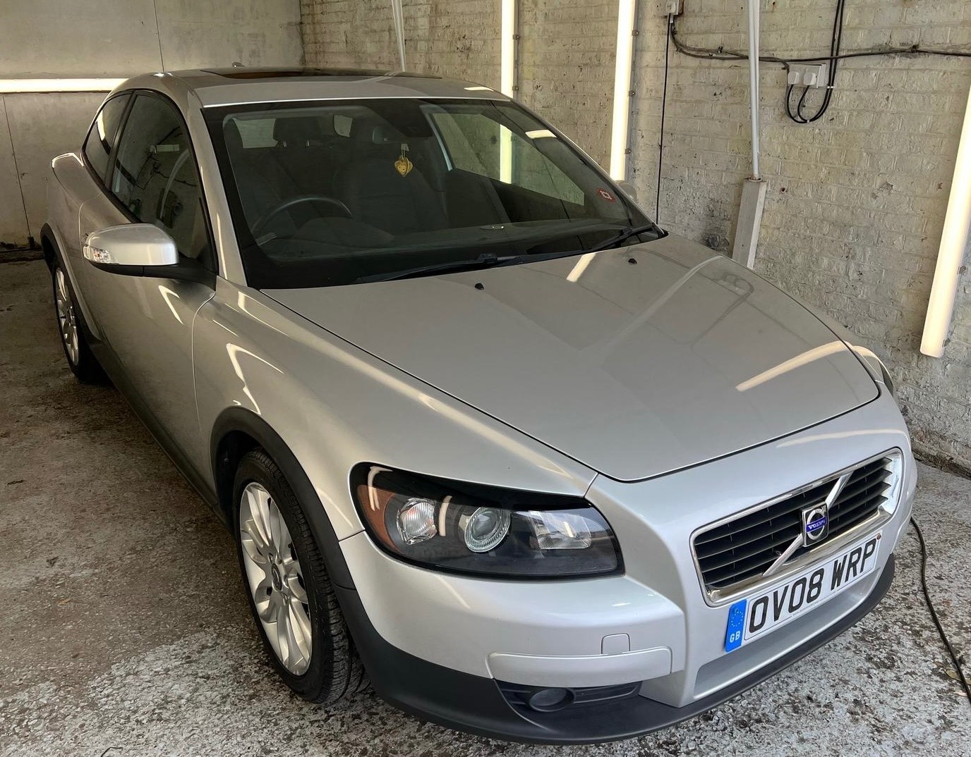 Used Volvo C30 2008 for sale - 77764018: Photo 2
