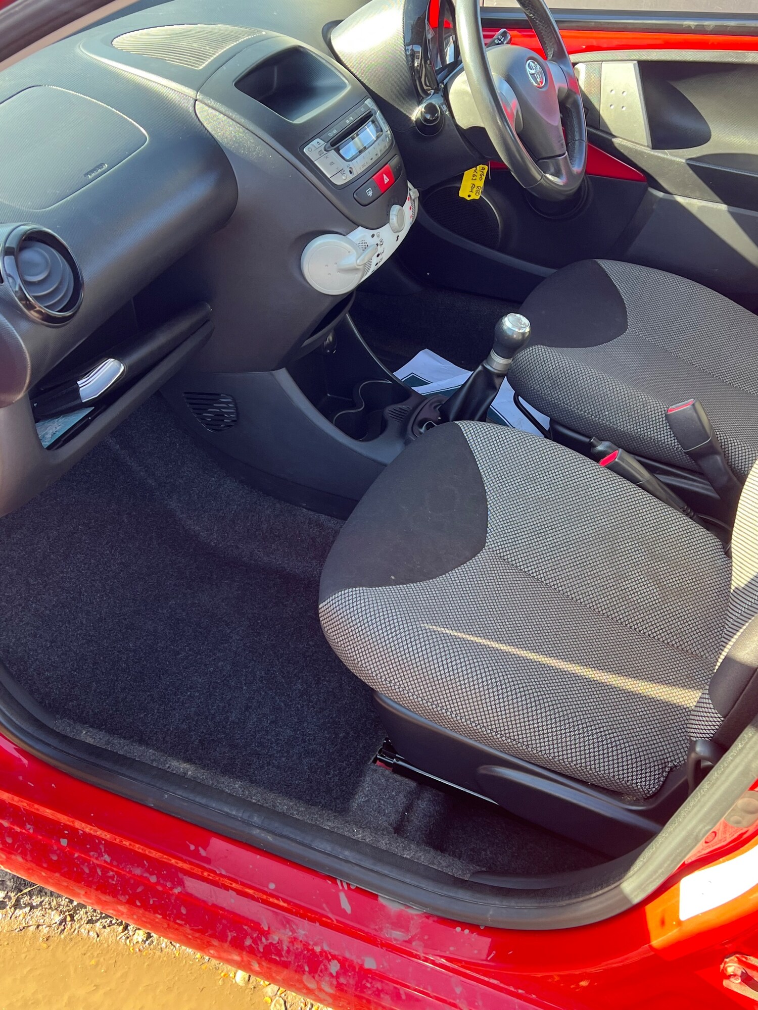 Used Toyota AYGO 2013 for sale - 78022442: Photo 11