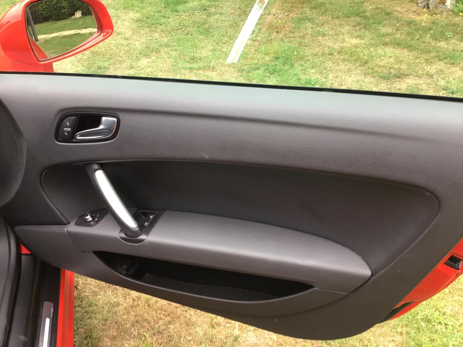 Used Audi TT 2011 for sale - 78089393: Photo 15