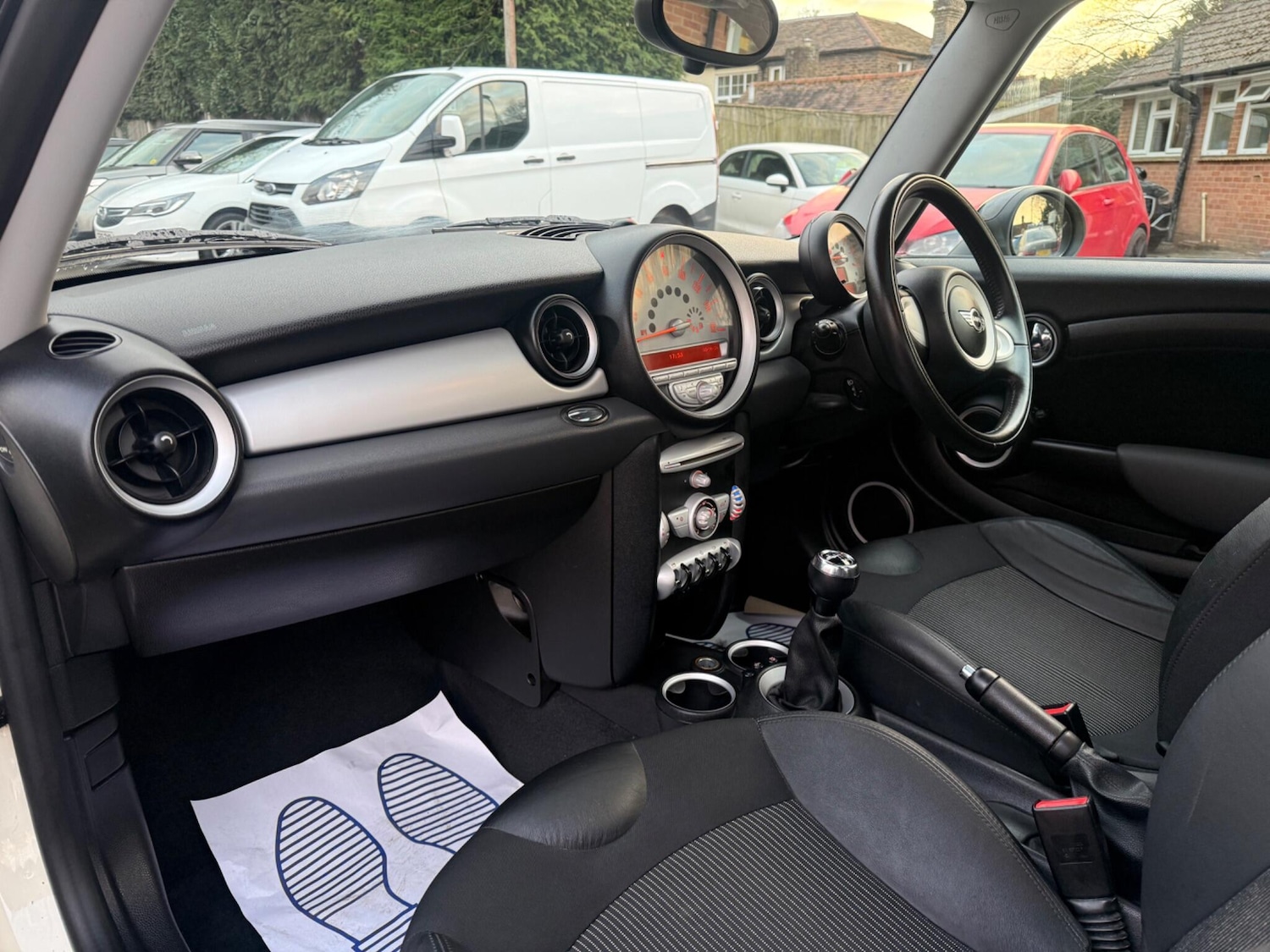 Used MINI Hatch 2010 for sale - 77997711: Photo 3