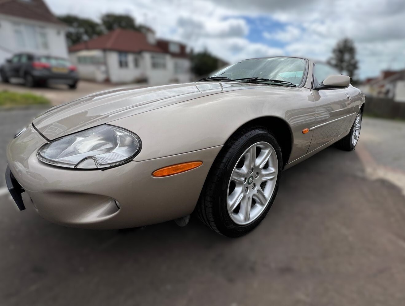 Used Jaguar XK8 1997 for sale - 77764053: Photo 2