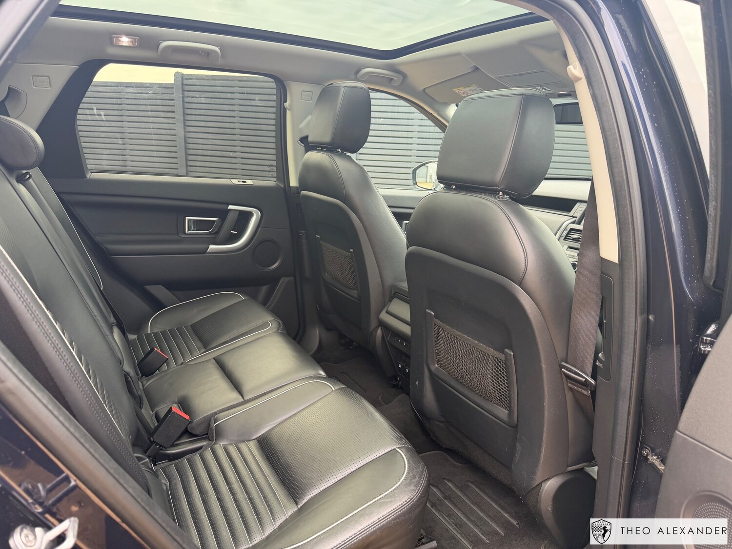 Used Land Rover Discovery Sport 2017 for sale - 77966339: Photo 16