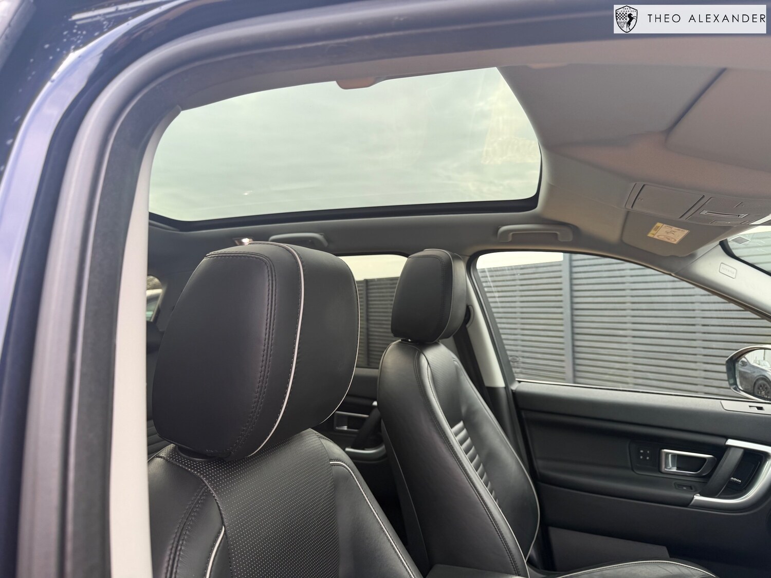 Used Land Rover Discovery Sport 2017 for sale - 77966339: Photo 19