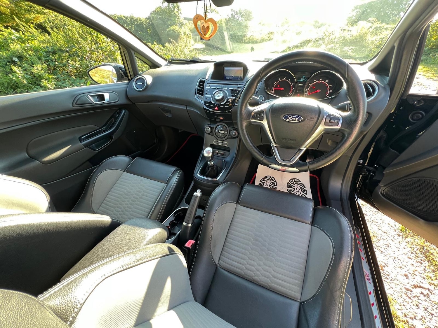 Used Ford Fiesta 2017 for sale - 77764060: Photo 5