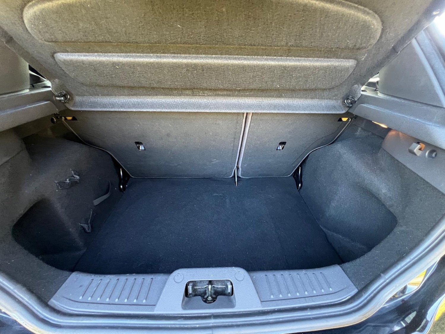 Used Ford Fiesta 2017 for sale - 77764060: Photo 8