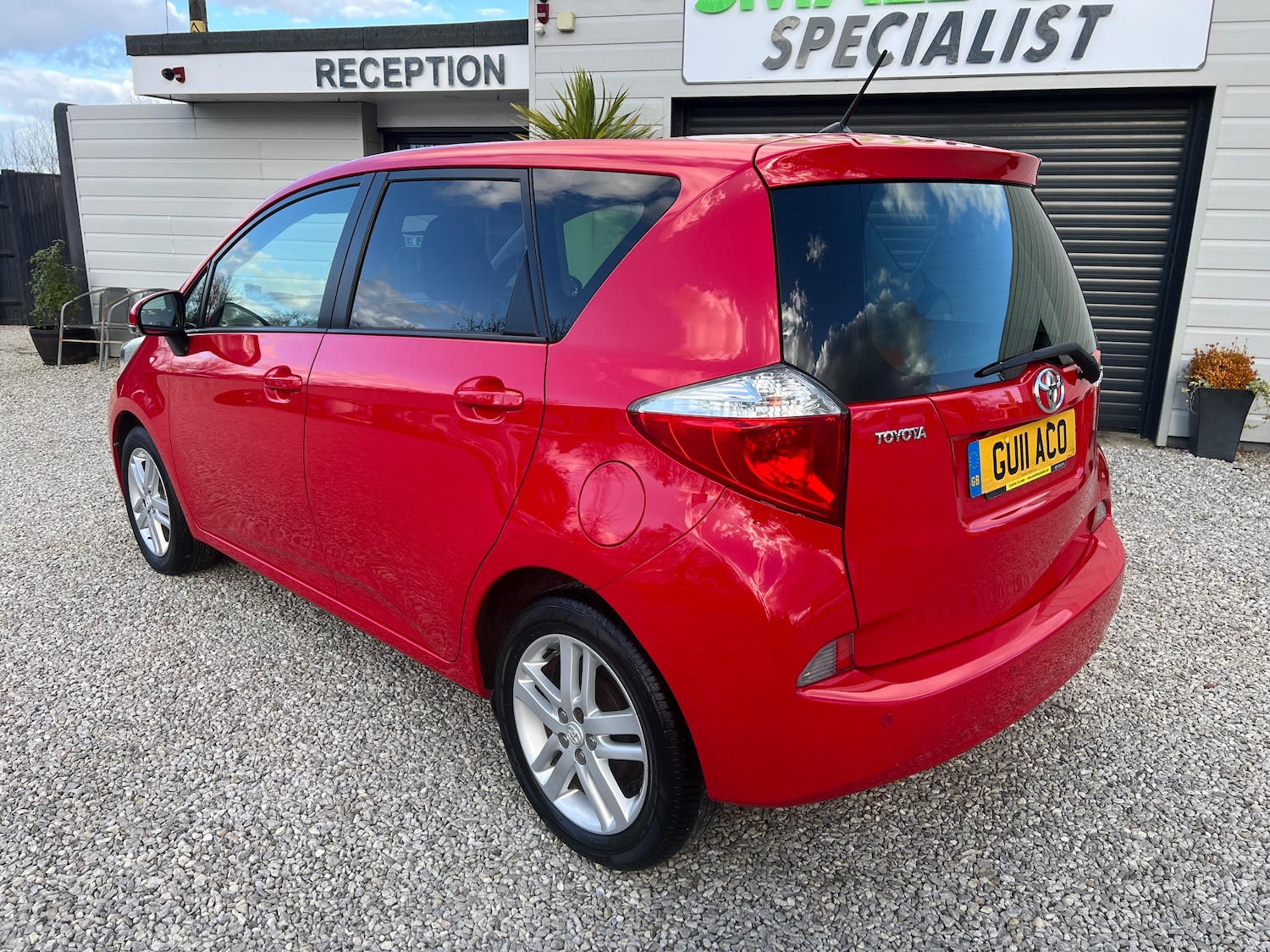 Used Toyota Verso 2011 for sale - 77879243: Photo 2