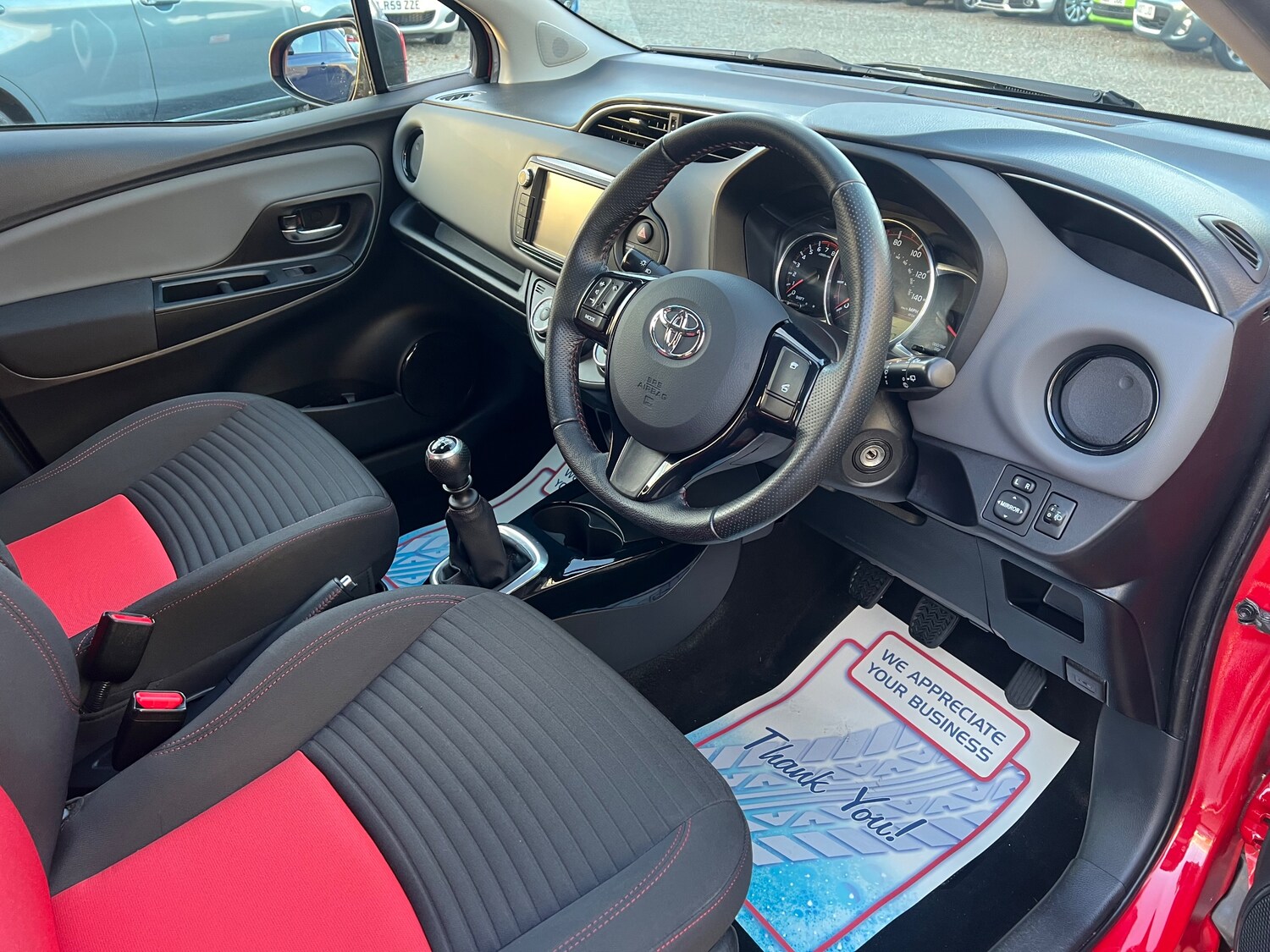 Used Toyota Yaris 2015 for sale - 77879286: Photo 13