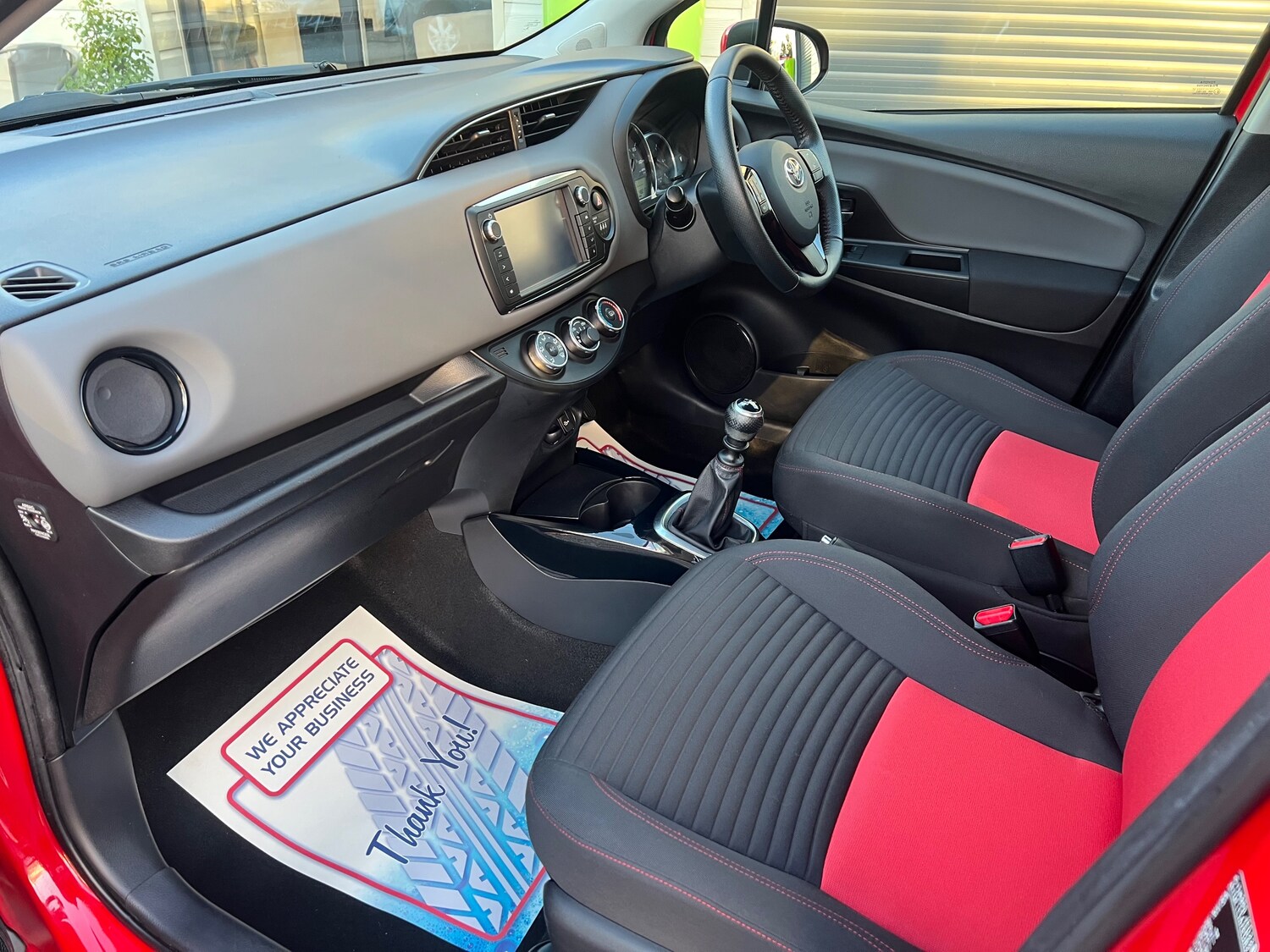 Used Toyota Yaris 2015 for sale - 77879286: Photo 14