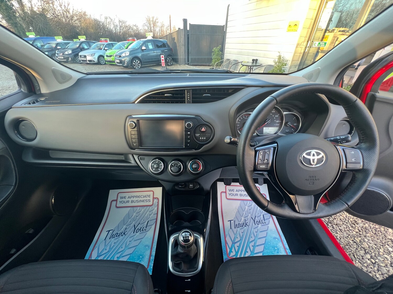 Used Toyota Yaris 2015 for sale - 77879286: Photo 17