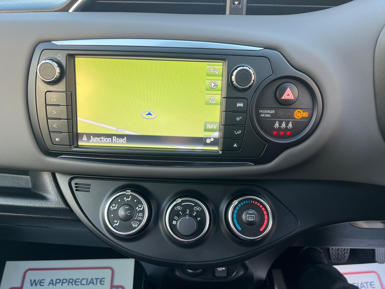 Used Toyota Yaris 2015 for sale - 77879286: Photo 19