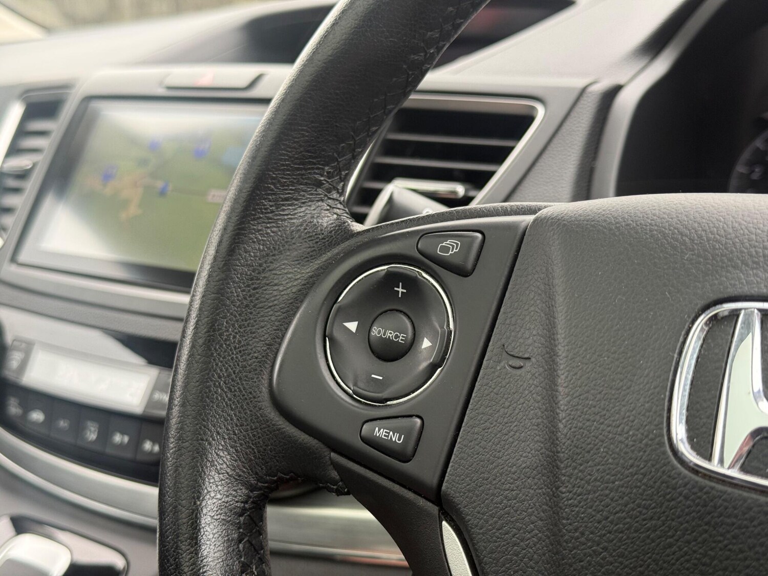 Used Honda CR-V 2017 for sale - 77927912: Photo 16