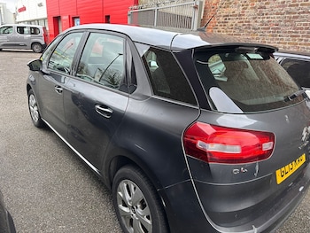 Used Citroen C4 Picasso 2013 for sale - 77927691: Photo