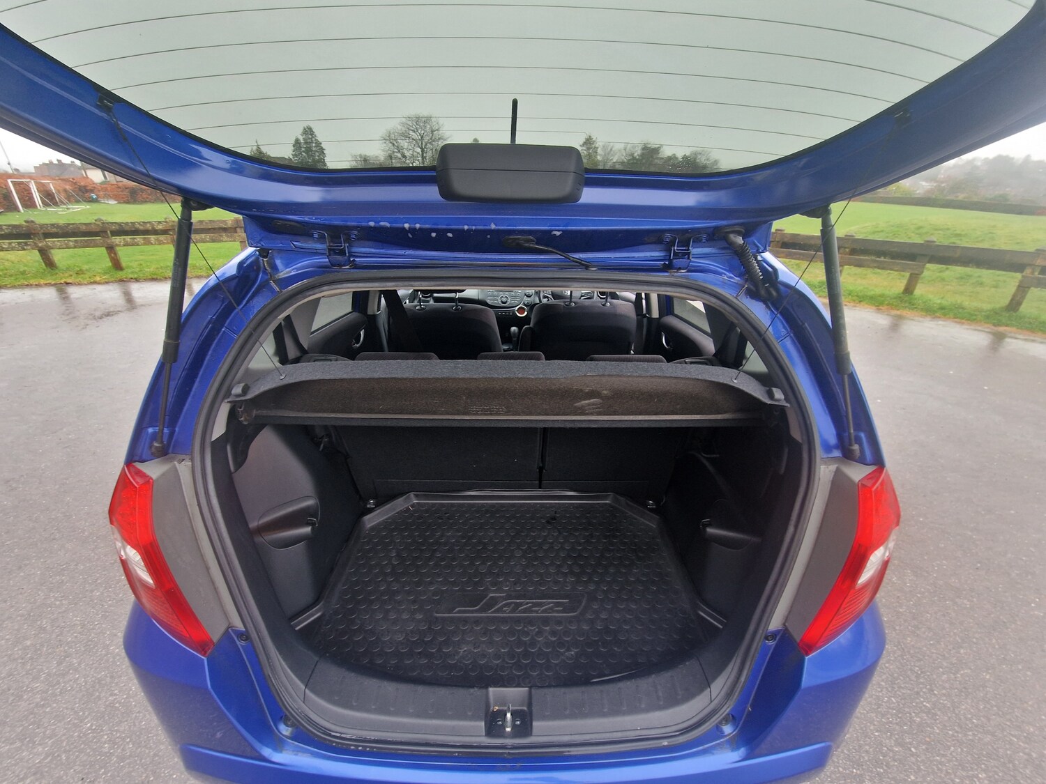 Used Honda Jazz 2013 for sale - 77638793: Photo 9