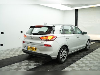 Hyundai i30 feature image