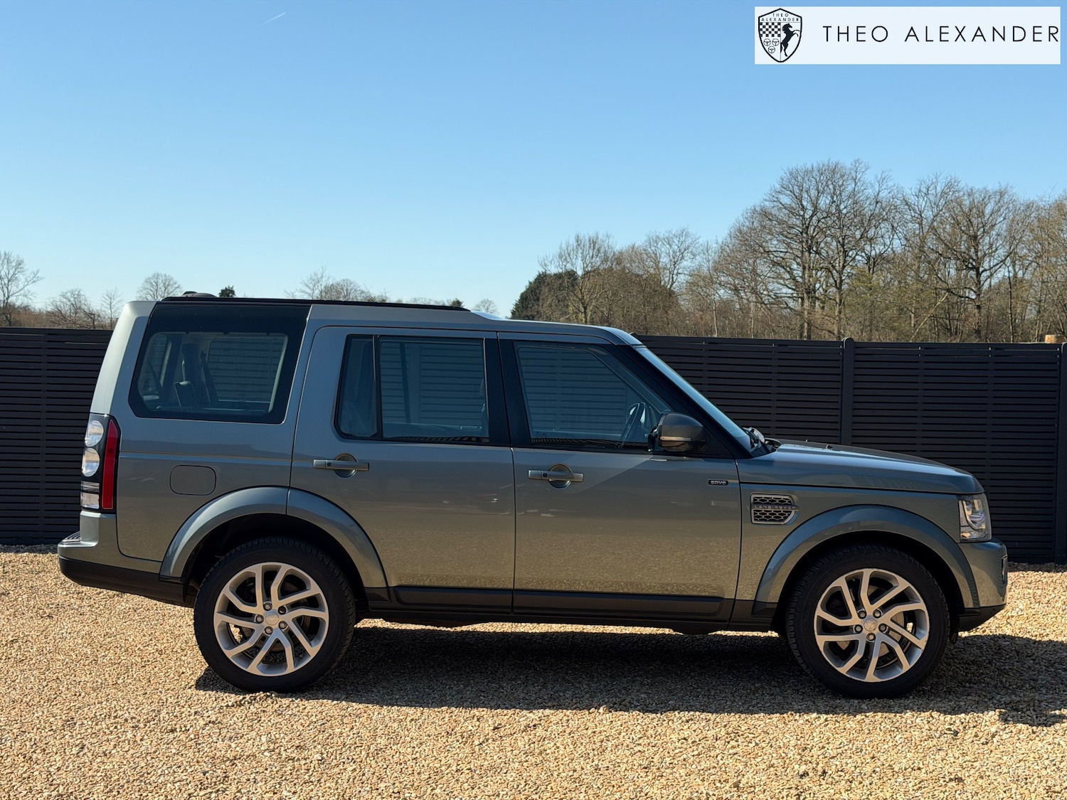 Used Land Rover Discovery 2015 for sale - 77966359: Photo 1