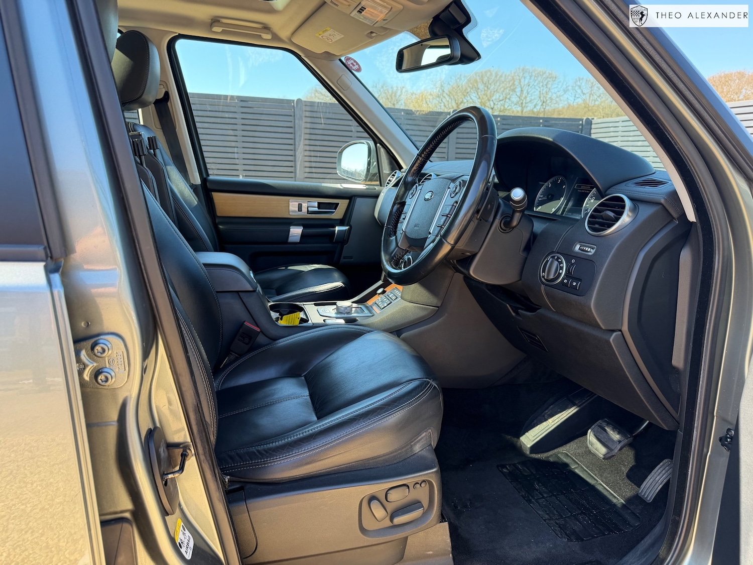 Used Land Rover Discovery 2015 for sale - 77966359: Photo 13