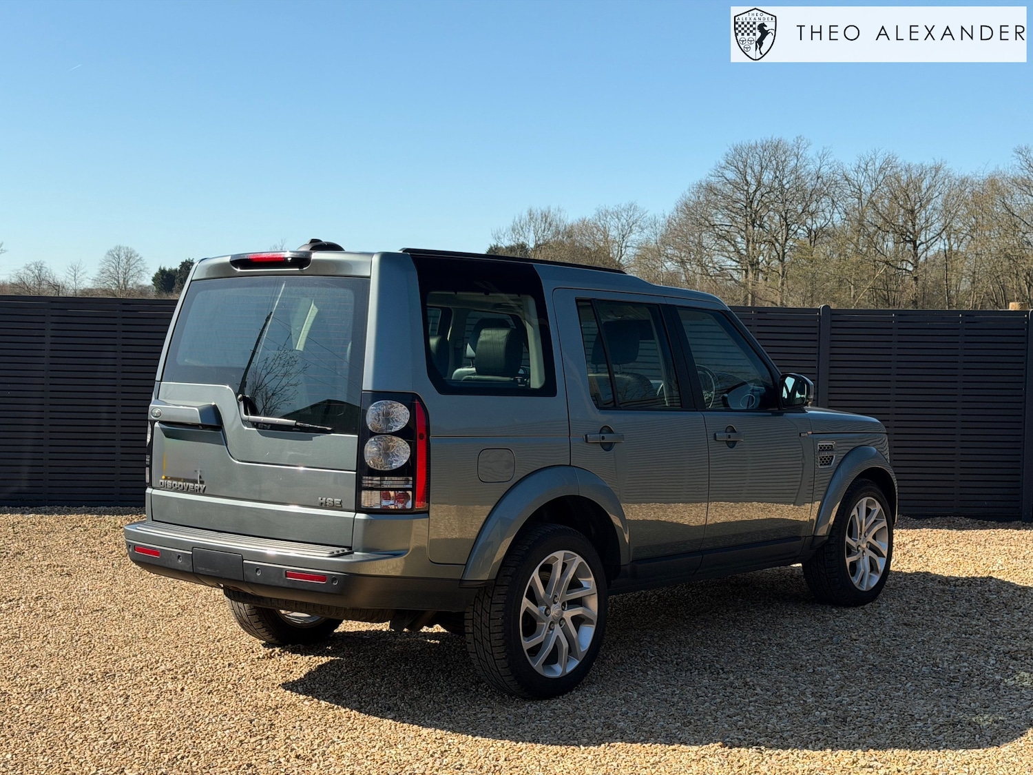 Used Land Rover Discovery 2015 for sale - 77966359: Photo 4