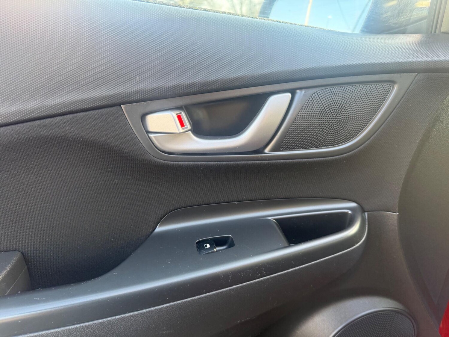 Used Hyundai KONA 2018 for sale - 77950516: Photo 20