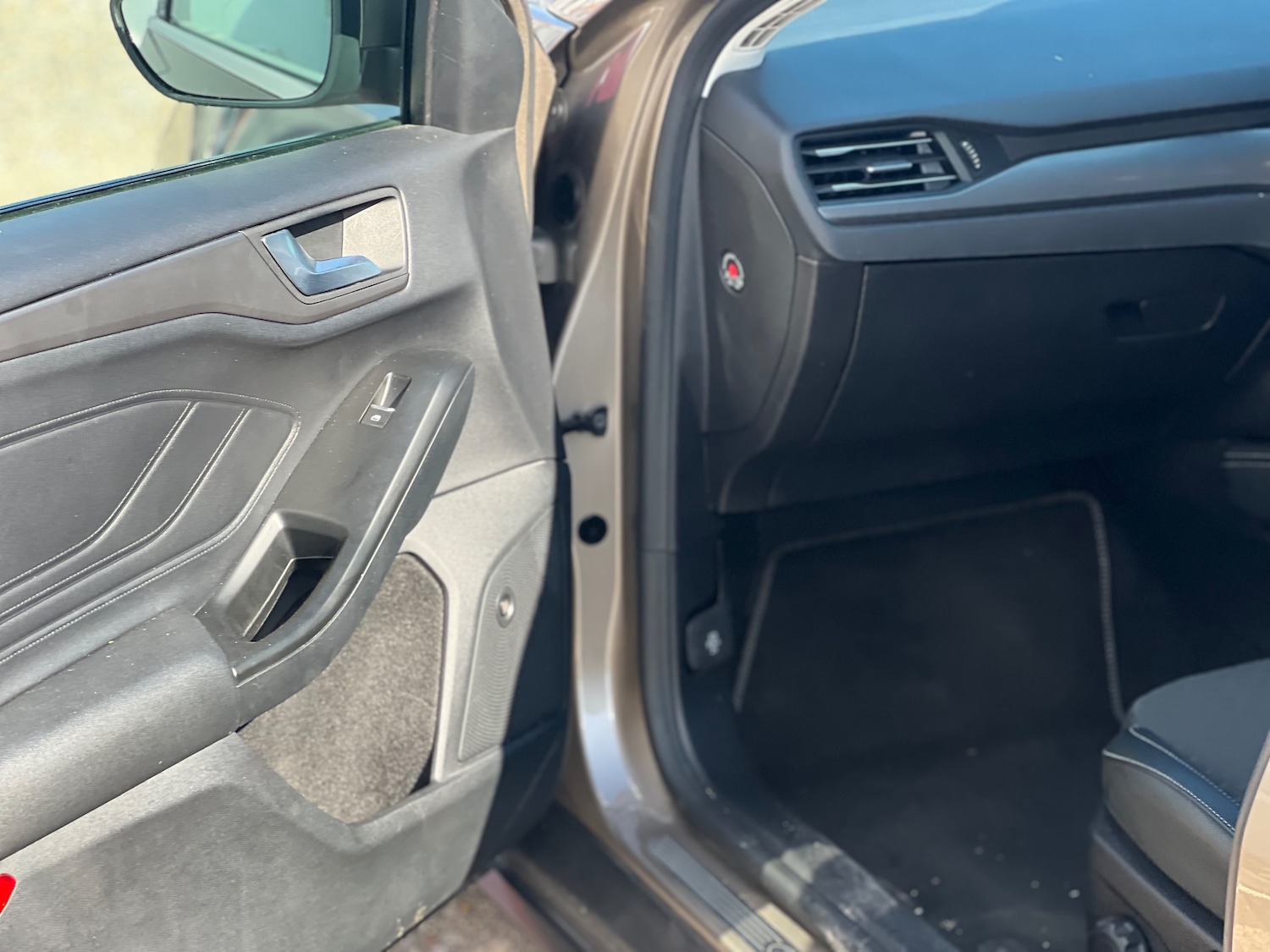 Used Ford Focus 2018 for sale - 77927699: Photo 9