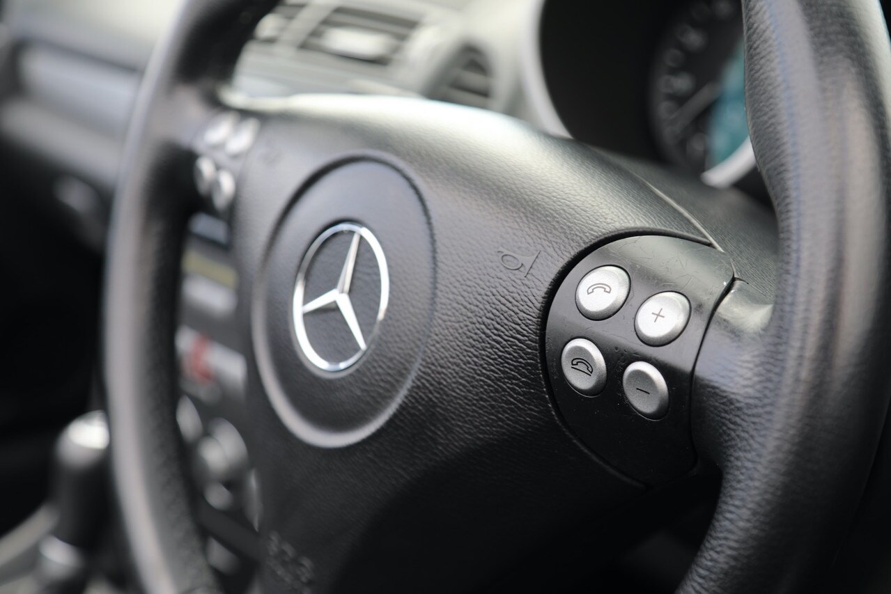 Used Mercedes-Benz SLK 2006 for sale - 77764057: Photo 11