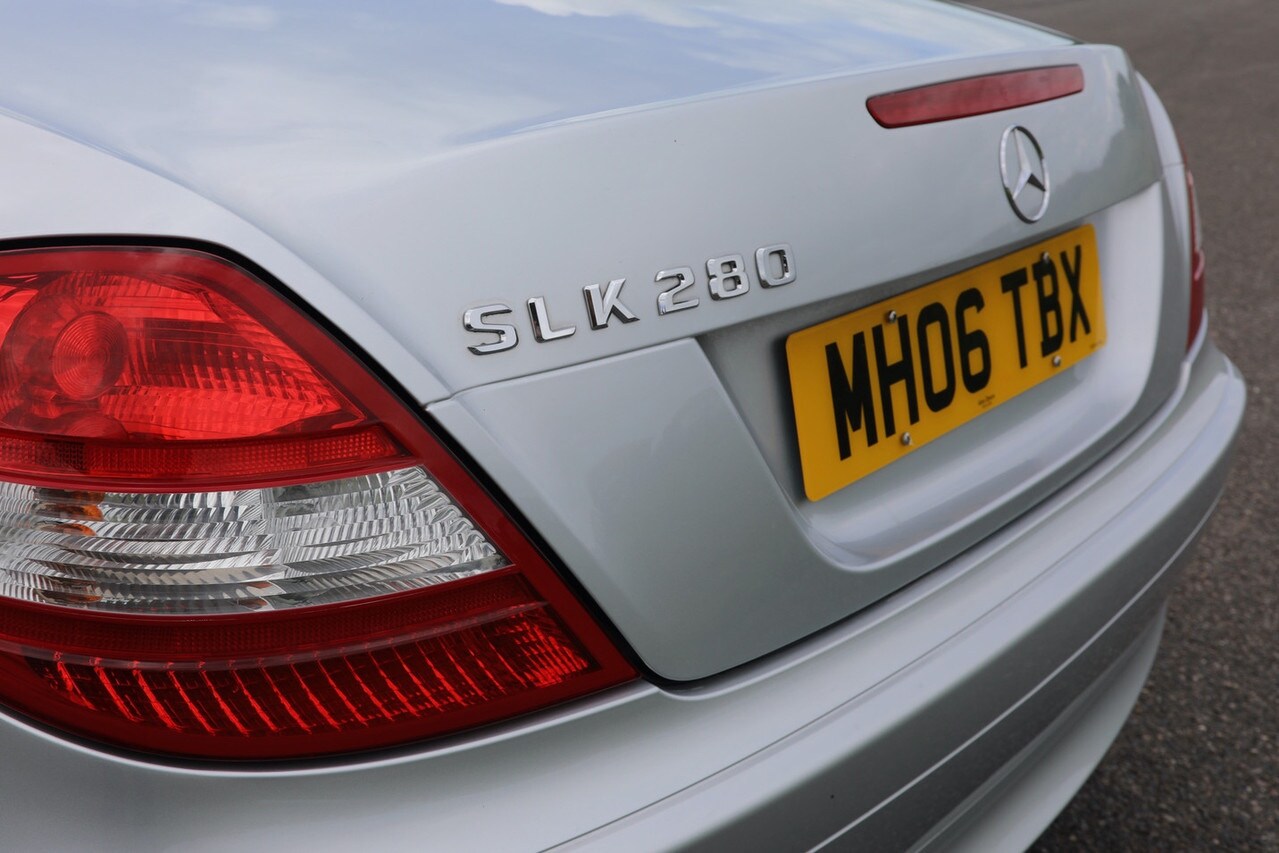 Used Mercedes-Benz SLK 2006 for sale - 77764057: Photo 19